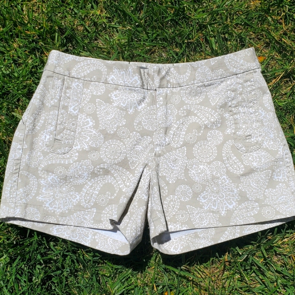 Gap Stretch Shorts
